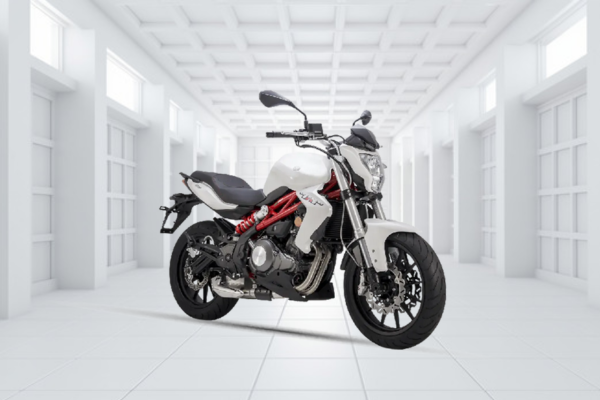 Benelli TNT 300
