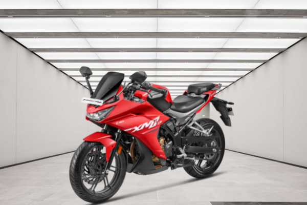 Hero Karizma XMR