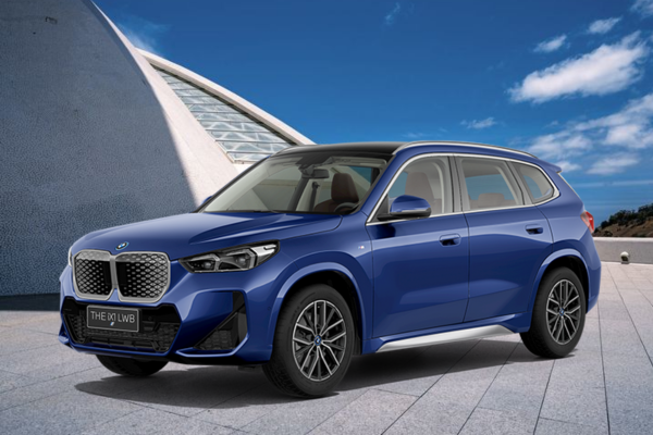 BMW iX1 LWB 2025